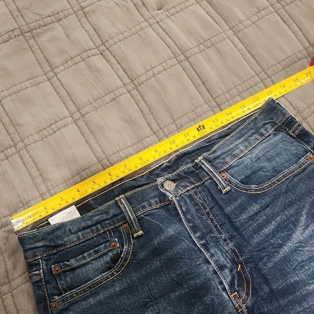 Levi's Distressed Dark Wash Denim 510 Cutoff Shorts for Men Size 33!